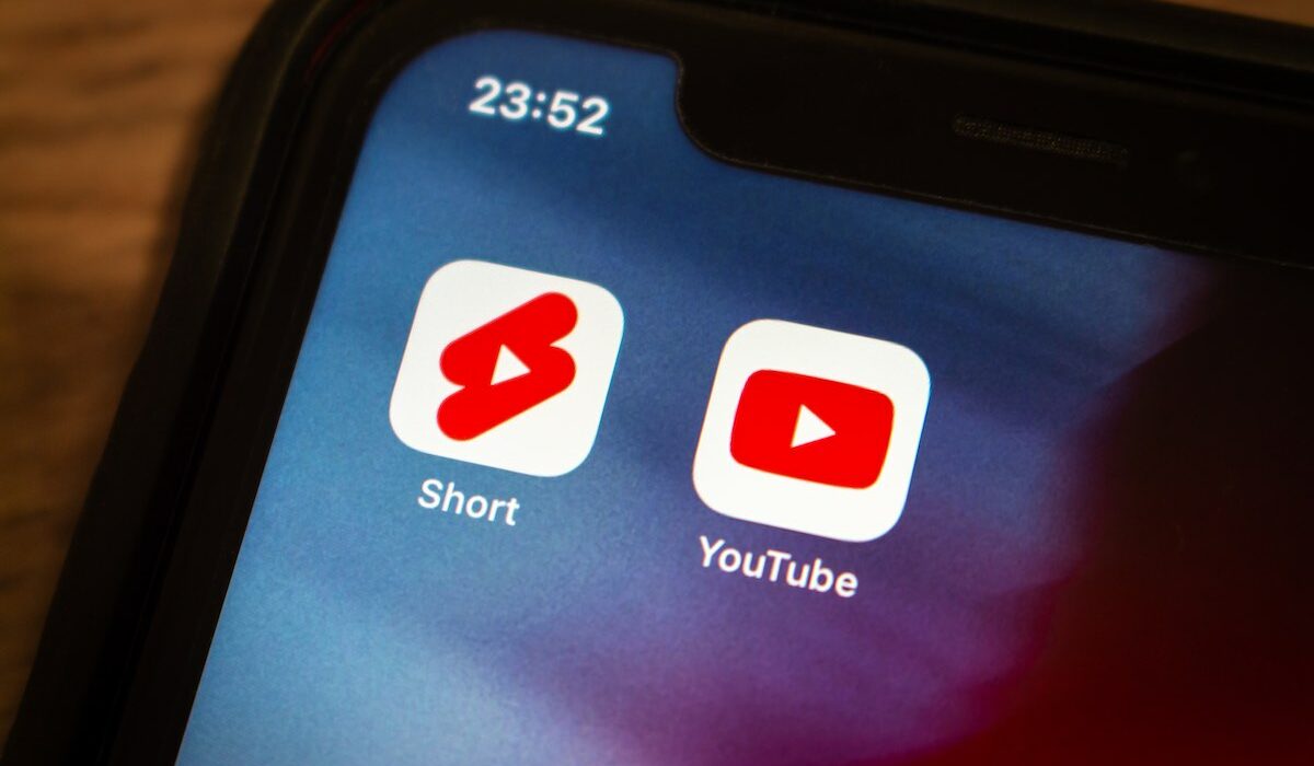Fonctionnalité de Liaison des YouTube Shorts : Améliorez l'Engagement de Votre Chaîne