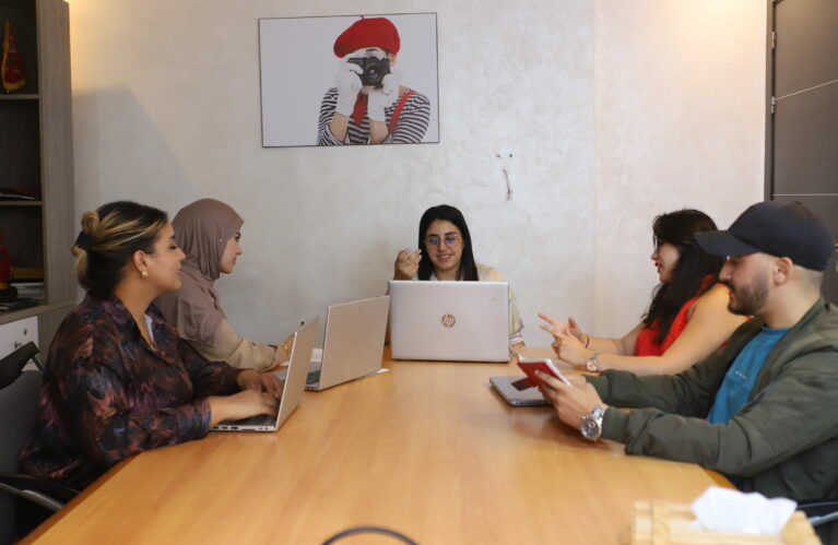 2MAG, une agence de communication et de marketing spécialisée en IA à Casablanca, offrant des solutions innovantes basées sur l’intelligence artificielle, pour optimiser les campagnes digitales, améliorer la prise de décision, et maximiser la performance de vos projets.