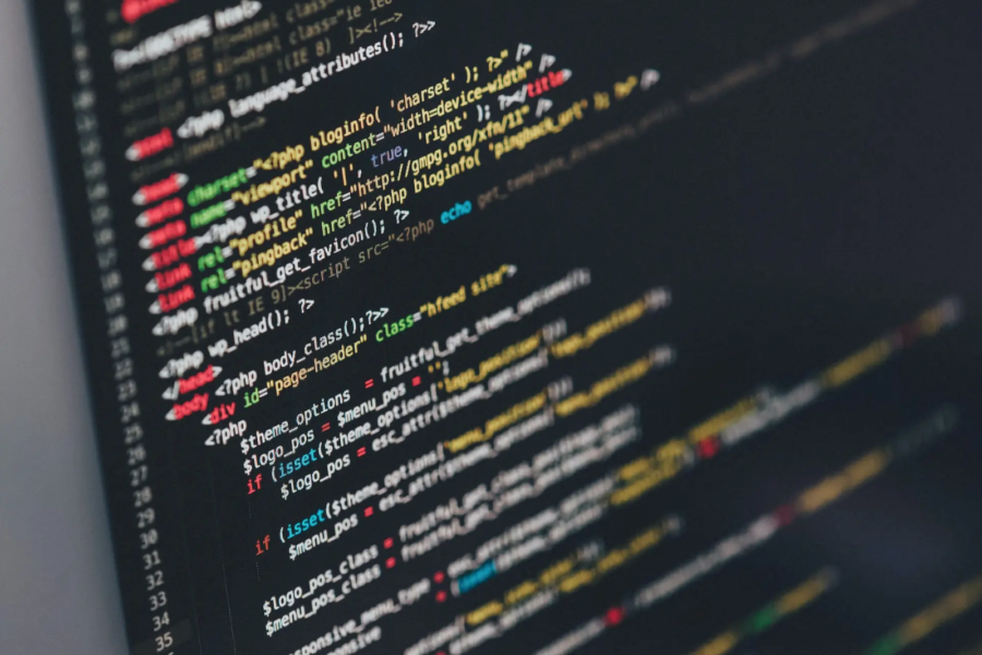 le coding est devenu une tendance éducative incontournable à l’ère du digital, soulignant son importance pour le développement des compétences numériques et l’employabilité future.